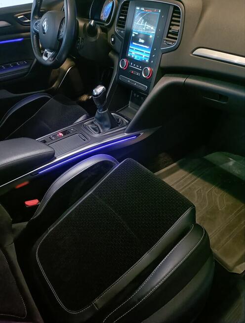 Renault Megane IV 1,2 130 km wersja INTENS