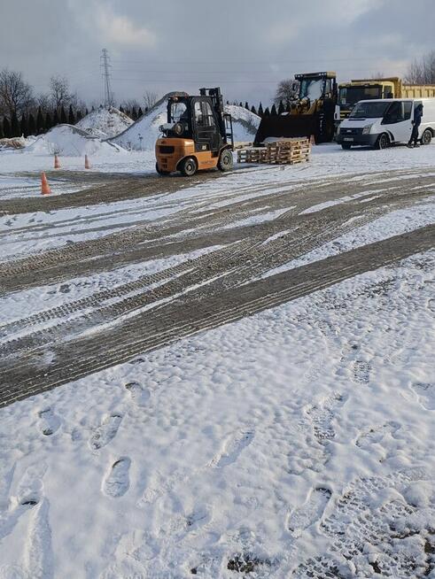 Kursy na wózki widłowe Oława – egzamin UDT w cenie