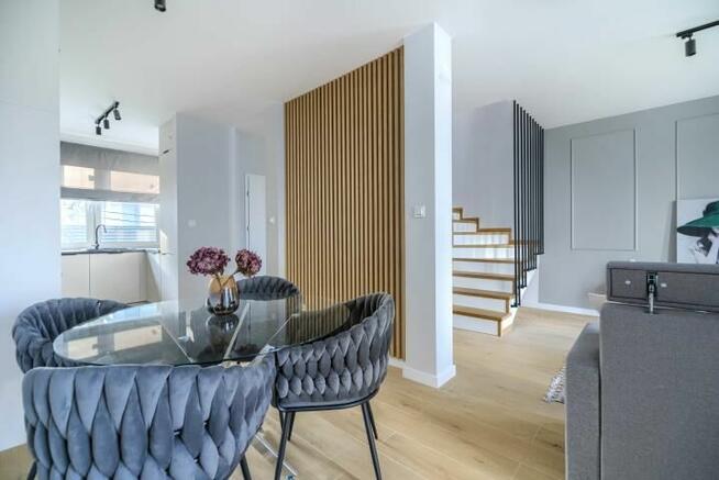 Dom Nowy Dwór Mazowiecki, Żurawia