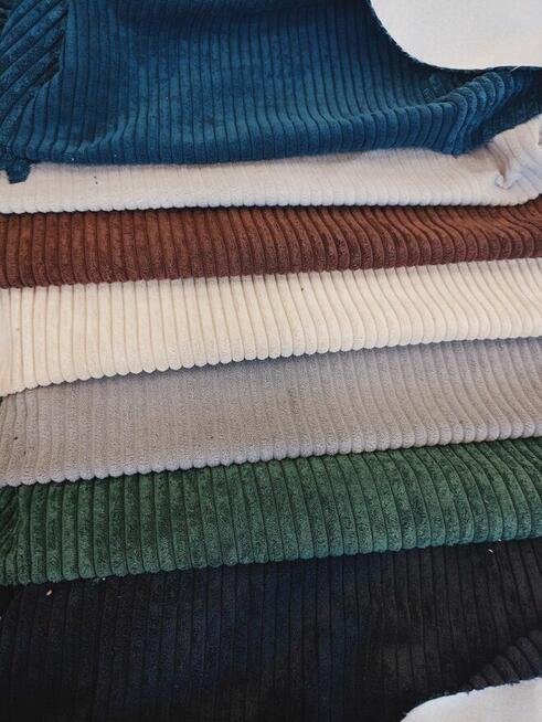 Pufa prążek nowa cena za 2 sztuki