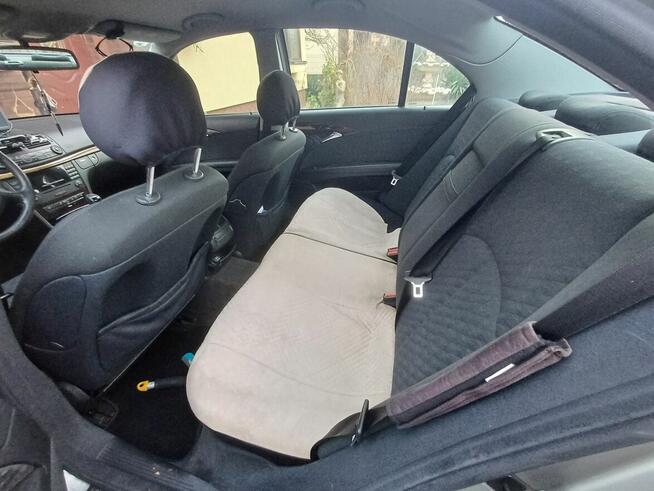 Sprzedam Mercedes E klasa W 211