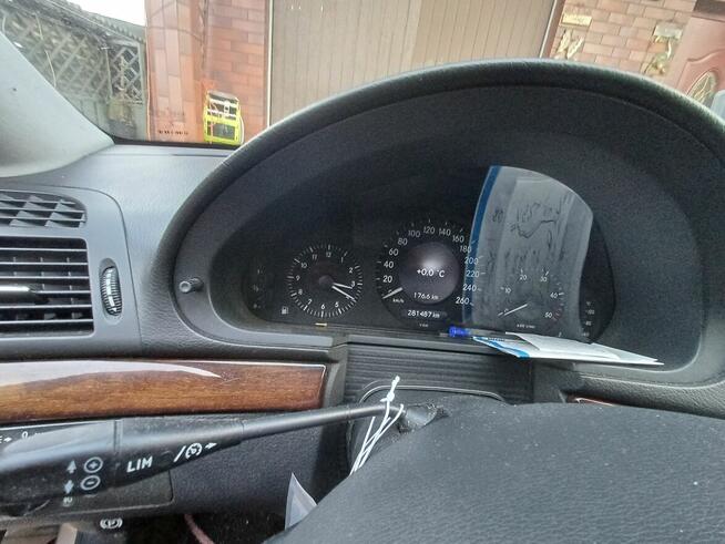 Sprzedam Mercedes E klasa W 211