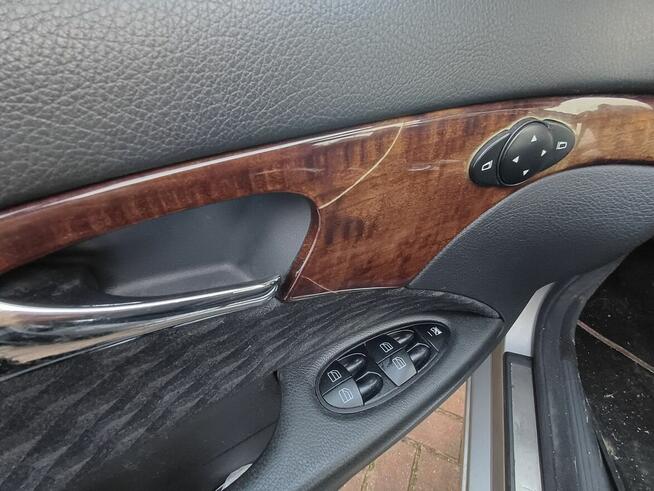 Sprzedam Mercedes E klasa W 211