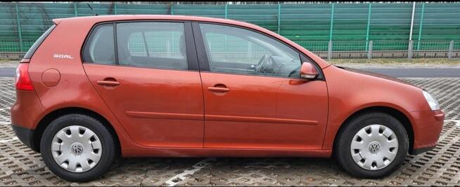 Golf V 1,6 benzyna 115 koni wersja GOAL 5 drzwi