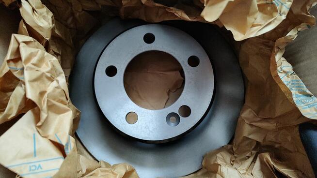 Tarcza hamulcowa TRW DF2816S Opel Renault Nissan