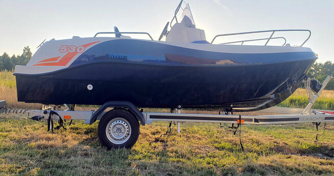 ŁÓDZ MOTOROWA 530 OPEN SILNIK HONDA 50km przyczepa DMC1150kg