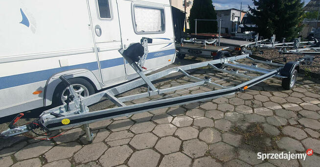 ŁÓDZ MOTOROWA SPORT 530 OPEN z przyczepą DMC 1000kg