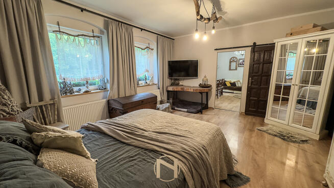 PIĘKNY DOM PRZY JEZIORZE