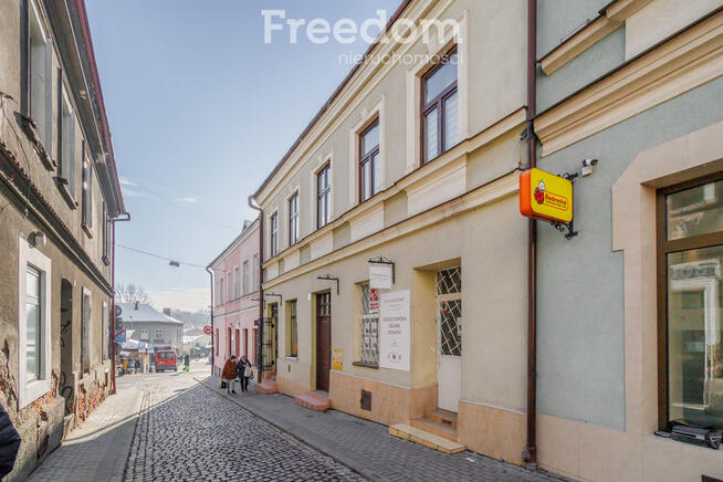 Lokal użytkowy w kamienicy w centrum miasta!