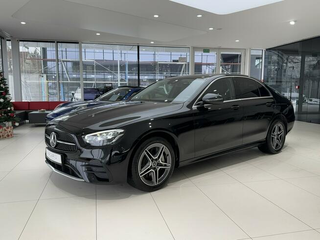 Mercedes E 300 EQ Power AMG Line, Salon PL, 1-wł, FV23%, Gwarancja, DOSTAWA