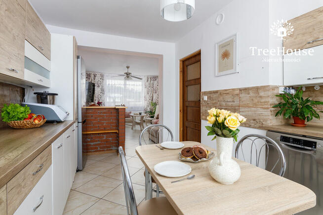 Rodzinny, ciepły dom z oczkiem wodnym na Mazurach