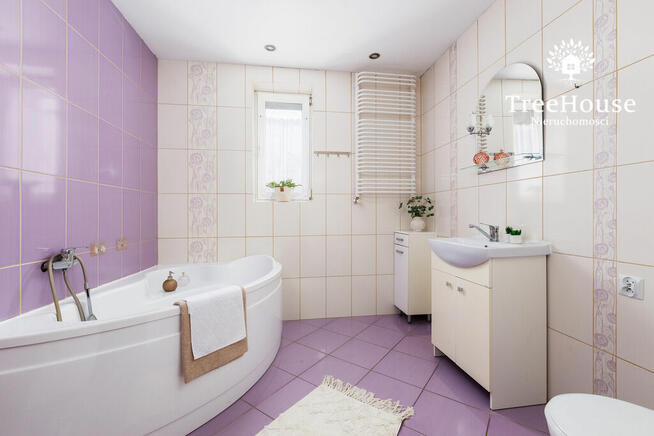 Rodzinny, ciepły dom z oczkiem wodnym na Mazurach