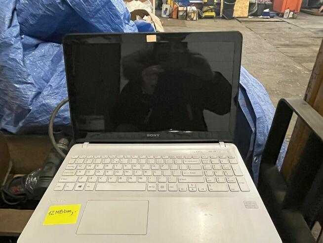 Syndyk sprzeda laptopy - Sony Vaio, Lenovo, Dell, Toshiba