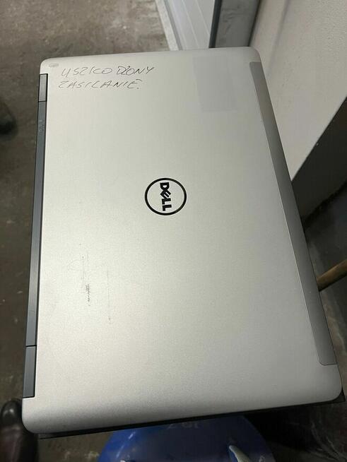 Syndyk sprzeda laptopy - Sony Vaio, Lenovo, Dell, Toshiba