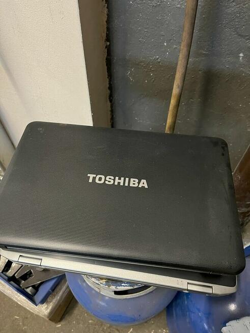 Syndyk sprzeda laptopy - Sony Vaio, Lenovo, Dell, Toshiba