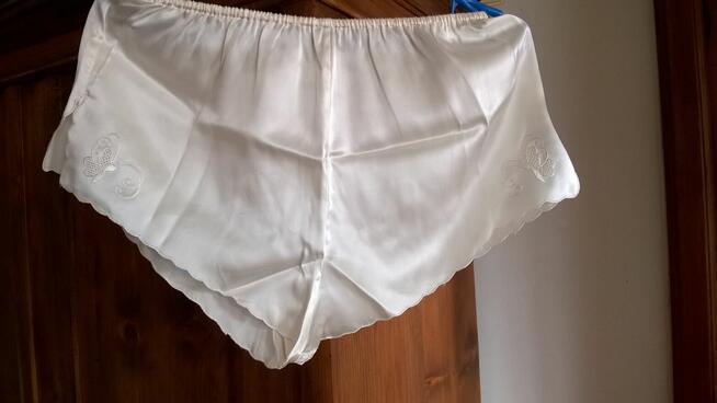 Zestaw eleganckiej bielizny naturalny jedwab, rozmiar L