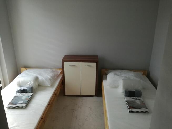 Pokoje noclegi - duży bezpłatny parking