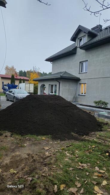 Ziemia ogrodowa i czarnoziem przesiany