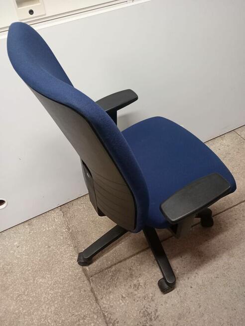 Fotel obrotowy krzesło na kółkach KONIG NEURATH fotele