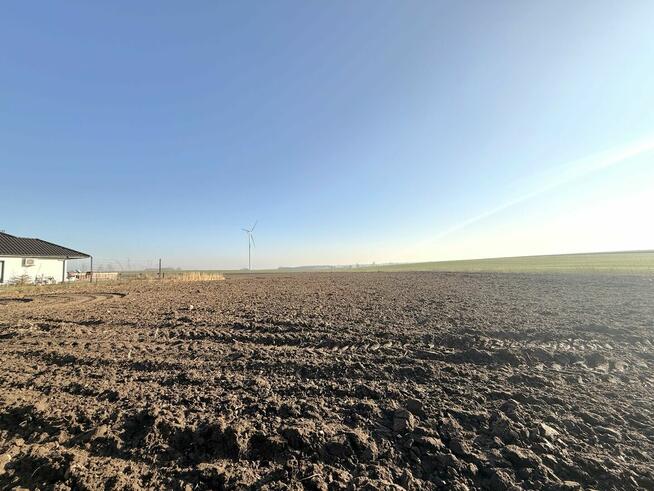 Sprzedam działkę budowlaną w Leśnicy ul. Polna !