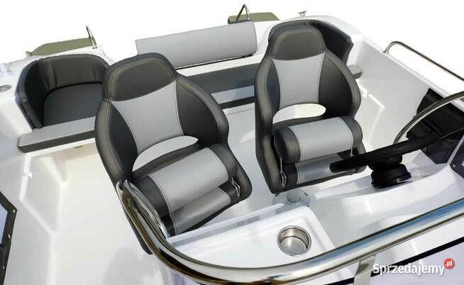 ŁÓDZ MOTOROWA TRIDENT 630 SUNDECK OPEN