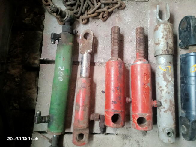 Siłownik hydrauliczny tłok