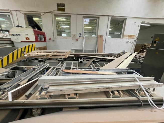 Syndyk sprzedaje maszyny po byłym zakładzie produkcyjnym