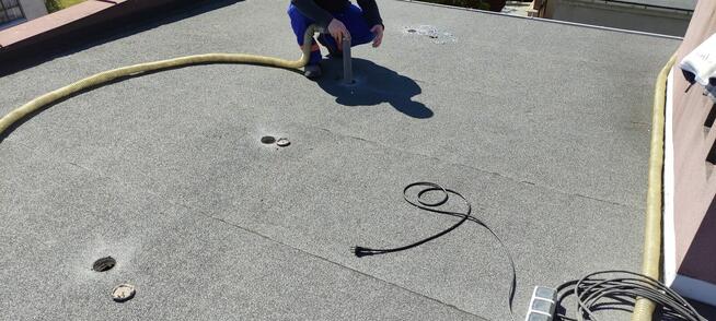 docieplanie budynków dokanałowo , kanałowo,