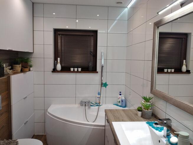 Urokliwy dom blisko lasu