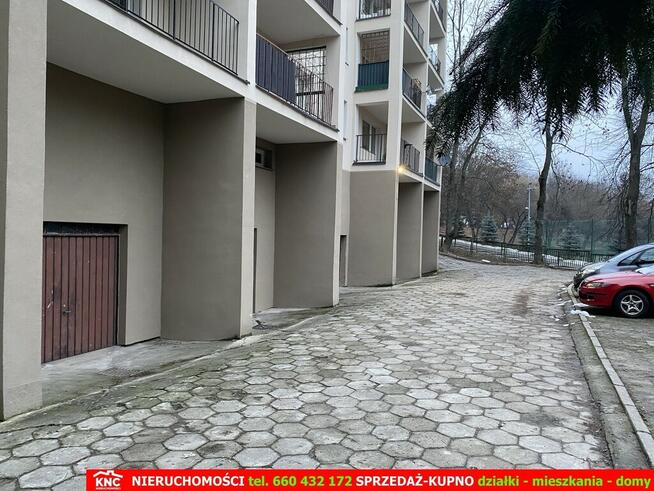 Garaż w budynku ul. Kalinowszczyzna.