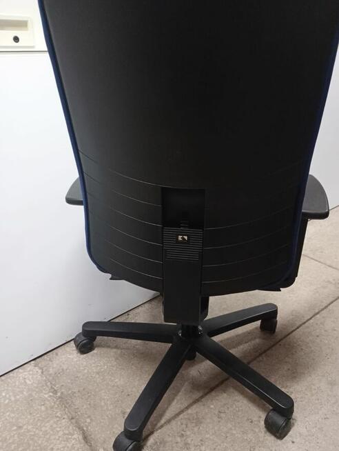 Fotel obrotowy krzesło na kółkach KONIG NEURATH fotele