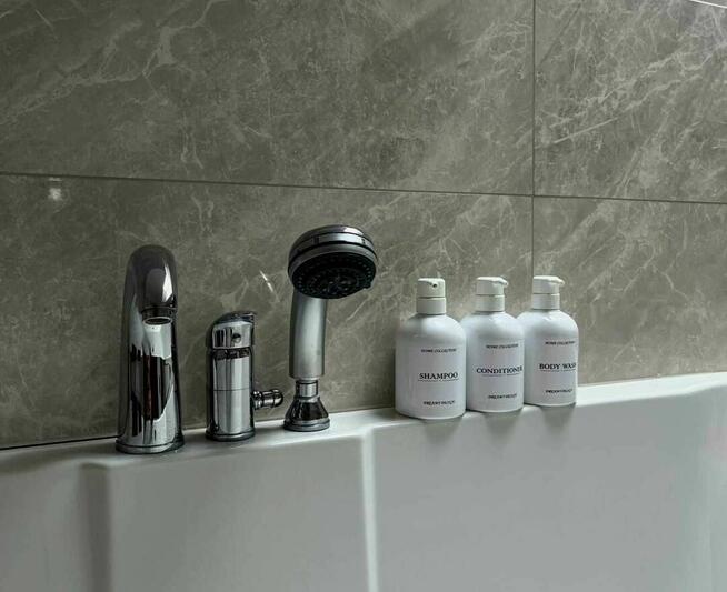 Butelka plastikowa z pompką na ŻEL DO MYCIA TWARZY 500ml