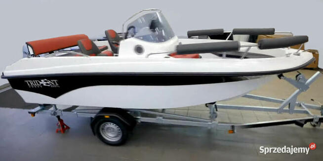 ŁÓDZ MOTOROWA TRIDENT 530 SPORT