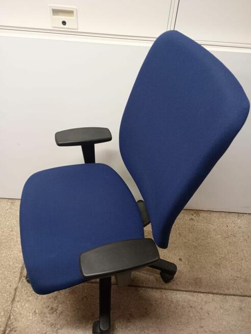 Fotel obrotowy krzesło na kółkach KONIG NEURATH fotele