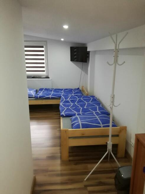 Pokoje noclegi - duży bezpłatny parking