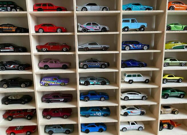 Półka na Hot Wheelsy, autka, resoraki