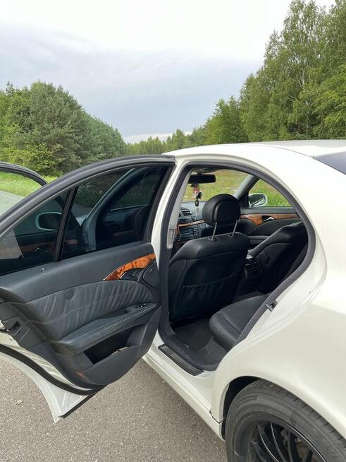 Mercedes E W211