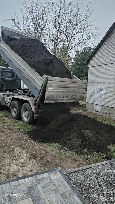 Ziemia ogrodowa i czarnoziem przesiany