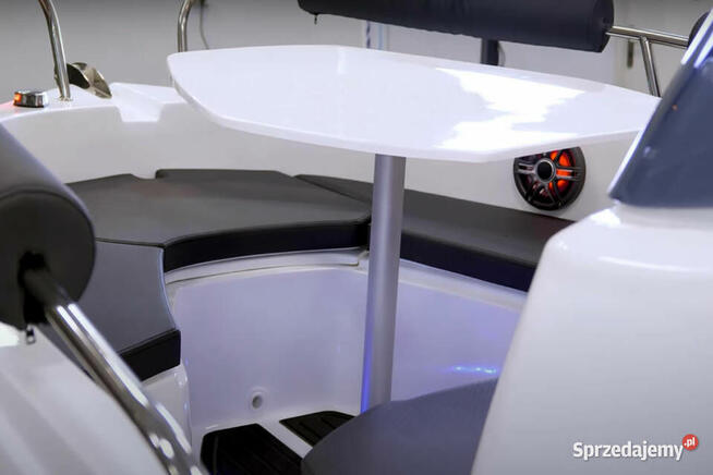 ŁÓDZ MOTOROWA TRIDENT 530 SPORT