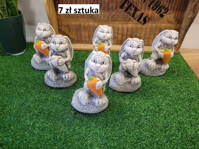 Zajączek dziewczynka zajaczek gipsowy