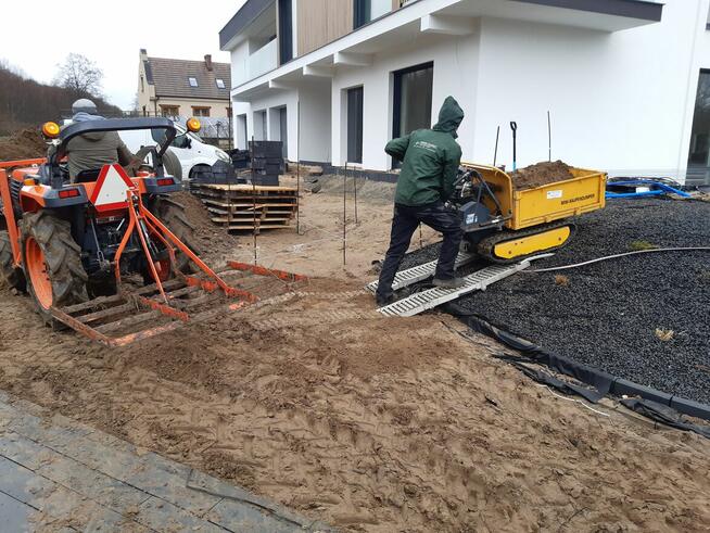 Ogrody Pilarscy#Projektowanie i zakładanie zieleni.