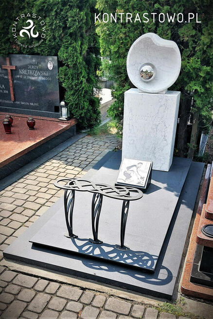 Kontrastowo - Twórcy Wyjątkowych Nagrobków