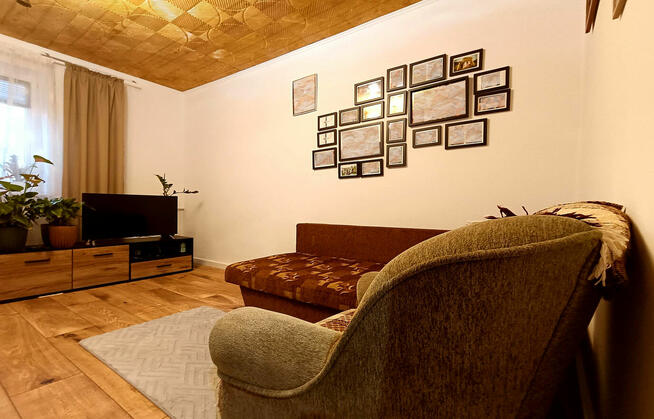 Dom na działce 4100 m2, Wiszniów, gm. Mircze