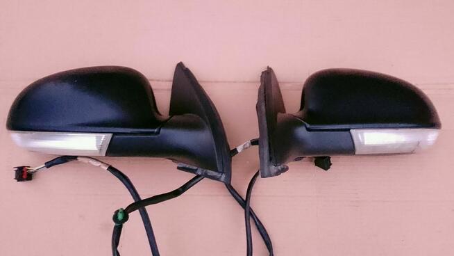 Lusterko lewe prawe VW Jetta V