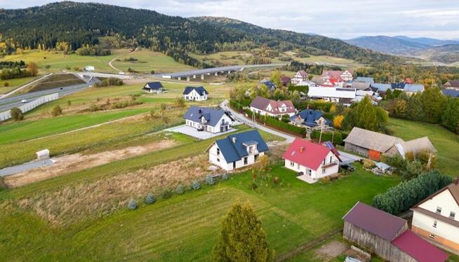 Piękny nowoczesny dom