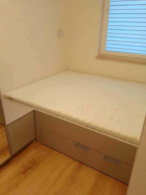 2-pok. w apartamentowcu / garaż / klimatyzacja