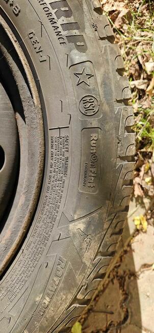 Opony zimowe wraz z felgami