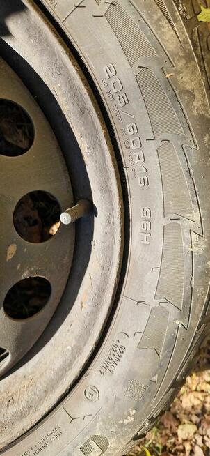 Opony zimowe wraz z felgami