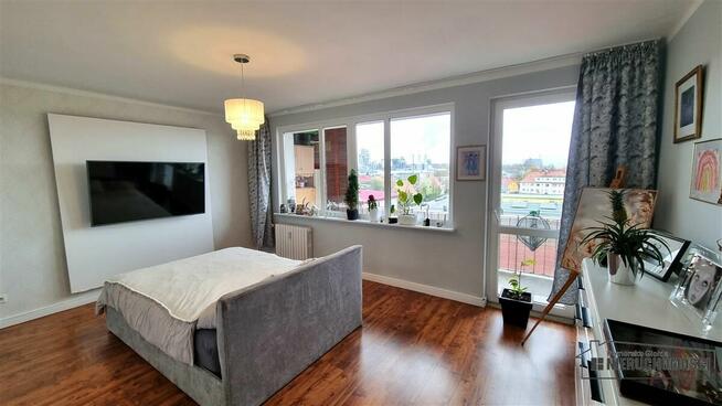 PGN- 4 pokojowe przestronne mieszkanie z dużym balkonem