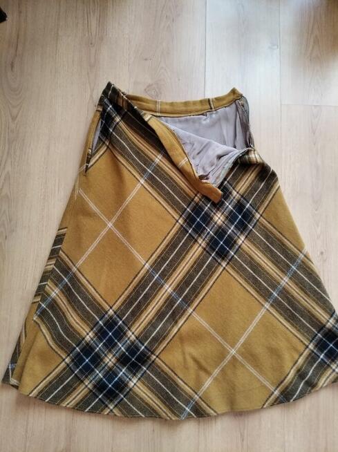 Spódnica w kratę